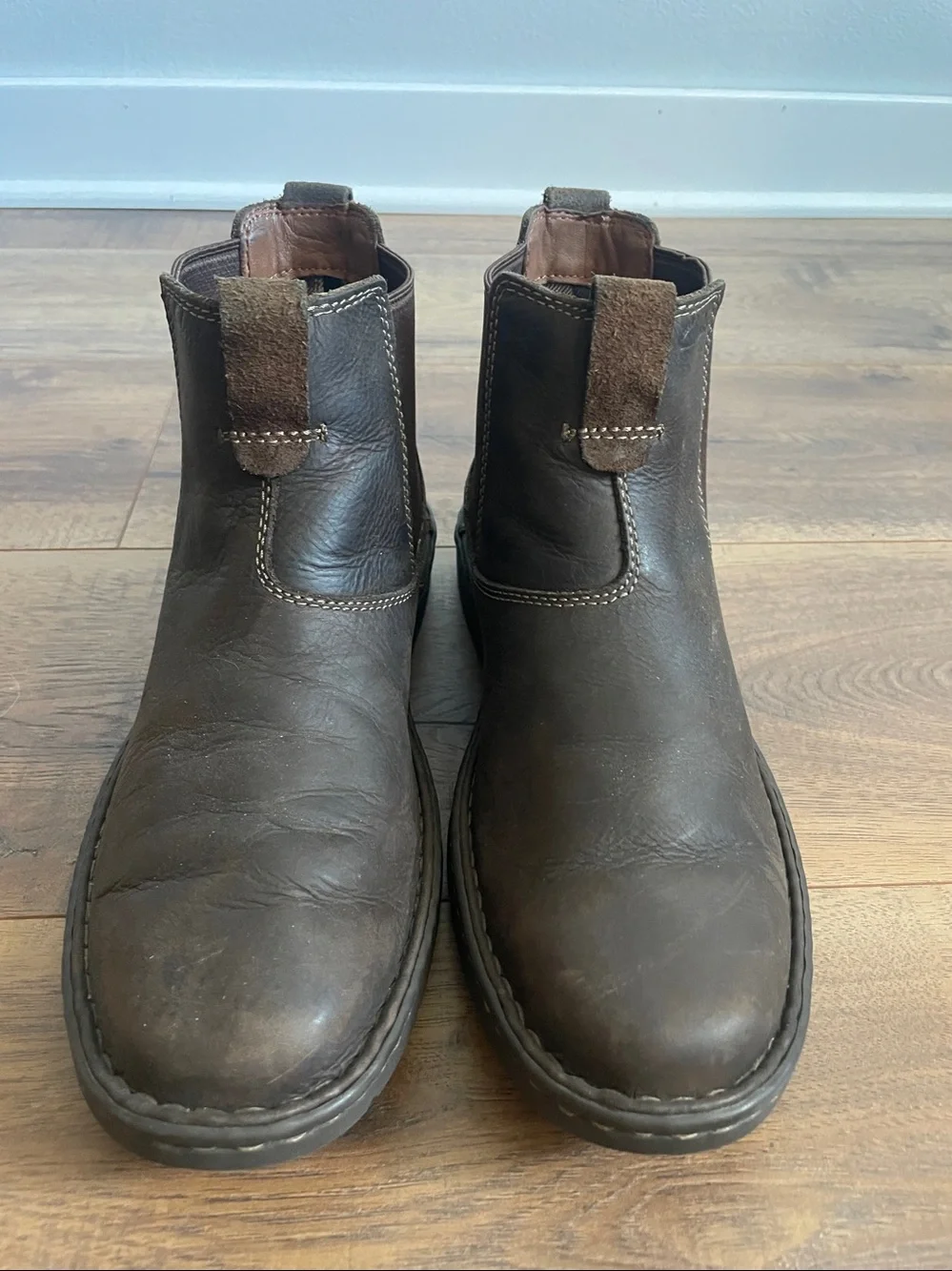 Clarks 1825 Men’s Chukah Boots Size 8